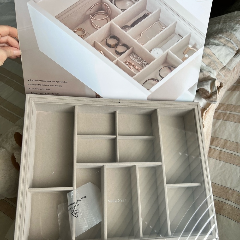 Stackers Large In-Drawer Expandable Jewelry Organizer